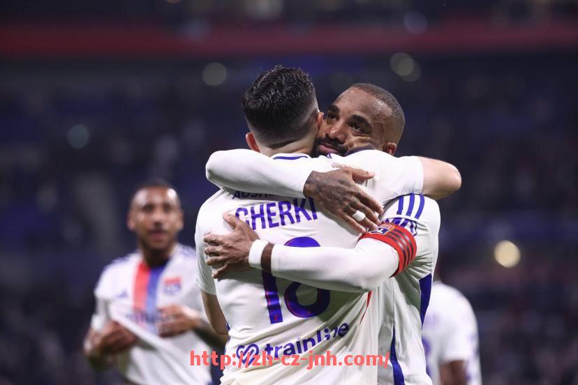 金年会-法甲比赛态势分析：控场与节奏变化研究